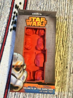 Nerd Block December 2015 Star Wars Ice Cube Trays