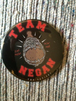 infinity-crates-august-2016-team-negan-badge