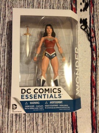 comic-block-october-2016-wonder-woman-figure